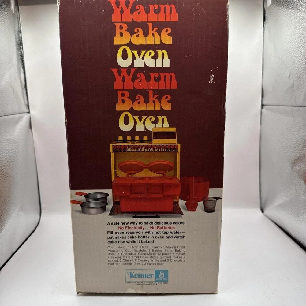 Vintage Warm Bake Oven by Kenner 1973 General Mills with Original‎ Box